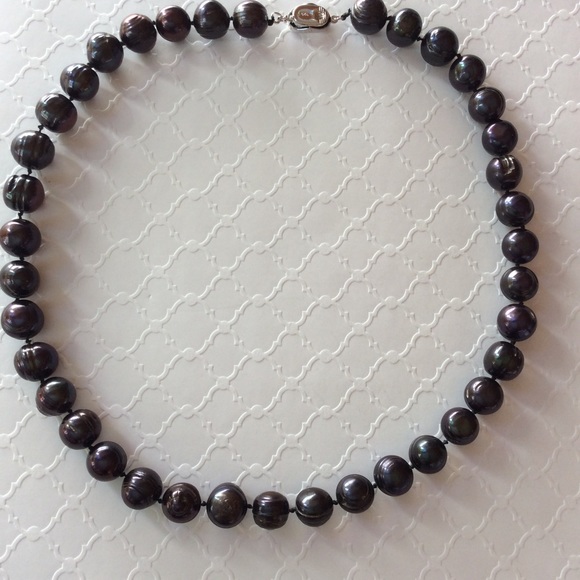 11mm Iridescent Tahitian Pearl Strand Sterling Silver - Picture 9 of 13